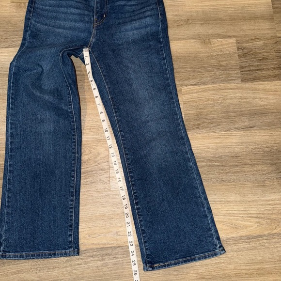Levi's High Waisted Crop Flare Dark Wash Women's 27 - Picture 5 of 9